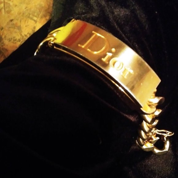 Christian Dior Authentic Locket Bracelet - Picture 4 of 4